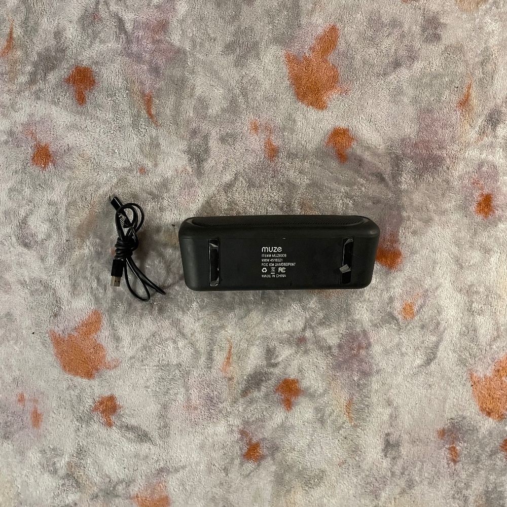Bluetooth speaker - Picture 3 of 4